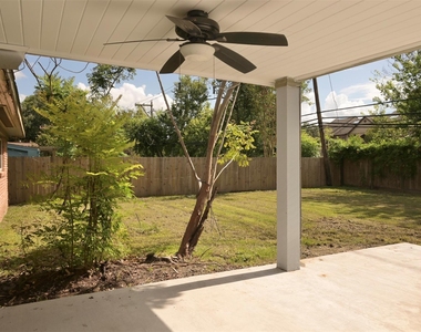 9810 Cliffwood Drive - Photo Thumbnail 39