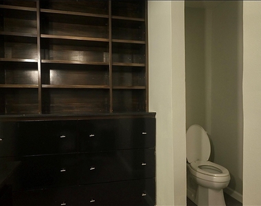 9810 Cliffwood Drive - Photo Thumbnail 14