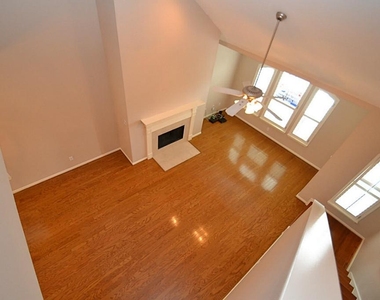 722 Memorial Heights Drive - Photo Thumbnail 25