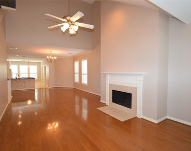 722 Memorial Heights Drive - Photo Thumbnail 23