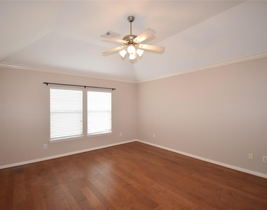722 Memorial Heights Drive - Photo Thumbnail 27