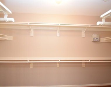 722 Memorial Heights Drive - Photo Thumbnail 30