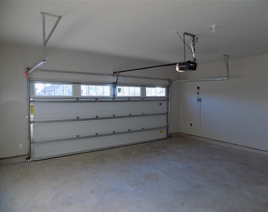 8527 Golden Field Drive - Photo Thumbnail 44
