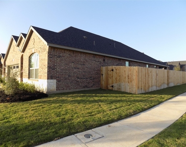 8527 Golden Field Drive - Photo Thumbnail 1