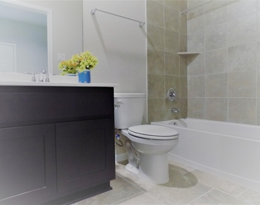 8527 Golden Field Drive - Photo Thumbnail 39