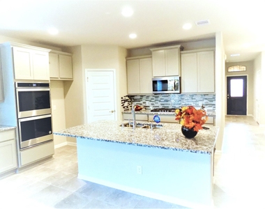 8527 Golden Field Drive - Photo Thumbnail 19