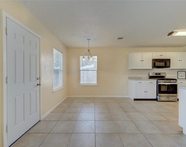 19815 Byron Meadows Drive - Photo Thumbnail 12