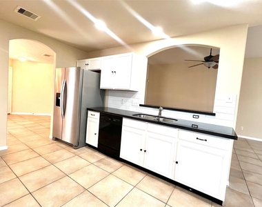 19815 Byron Meadows Drive - Photo Thumbnail 14