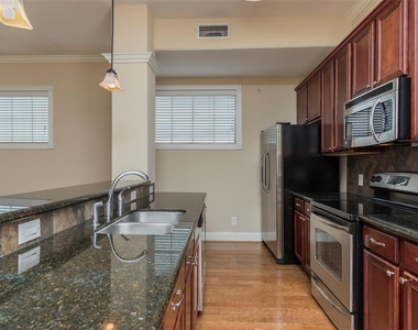 6551 Westcott Street - Photo Thumbnail 5