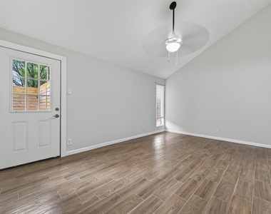 6102 Crakston Street - Photo Thumbnail 20
