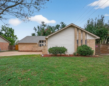 6102 Crakston Street - Photo Thumbnail 6