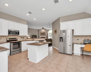 23939 River Place Drive - Photo Thumbnail 10