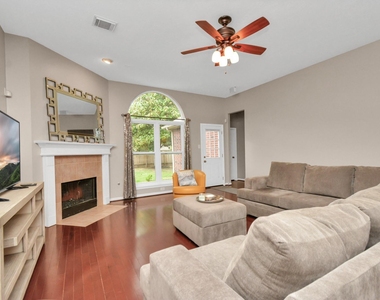 23939 River Place Drive - Photo Thumbnail 6