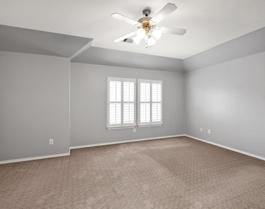 5314 Schuler Street - Photo Thumbnail 18