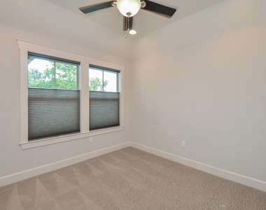 5413 De Milo Drive - Photo Thumbnail 22