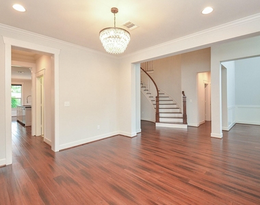 5413 De Milo Drive - Photo Thumbnail 14