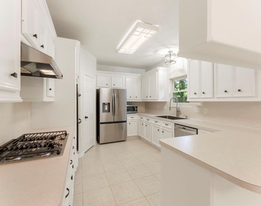 618 W Rollingwood Street - Photo Thumbnail 22
