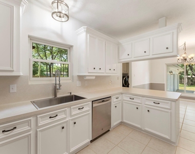618 W Rollingwood Street - Photo Thumbnail 25