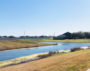 5743 Horseshoe Falls - Photo Thumbnail 32