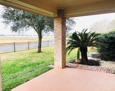 5743 Horseshoe Falls - Photo Thumbnail 24