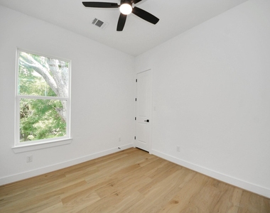 7117 Eastwood St - Photo Thumbnail 20