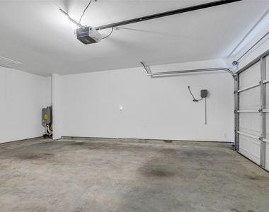 14129 Upper Gardenia Lane - Photo Thumbnail 21