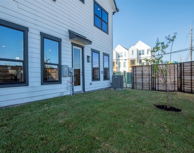 5144 Rosslyn Rd Road - Photo Thumbnail 42