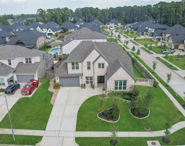902 Falcon Hollow Lane - Photo Thumbnail 42