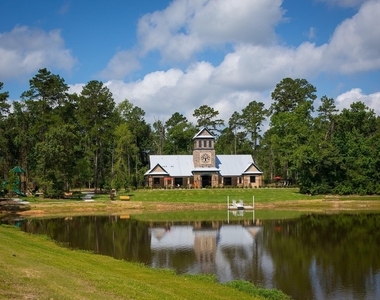 902 Falcon Hollow Lane - Photo Thumbnail 48