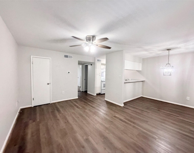 321 E Cedar Street - Photo Thumbnail 1