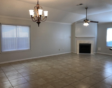 11075 Landsbury Court - Photo Thumbnail 12