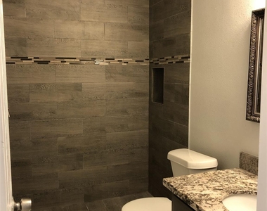 11075 Landsbury Court - Photo Thumbnail 3