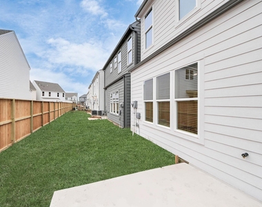 21942 Bobby Meadow Lane - Photo Thumbnail 3