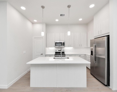 21942 Bobby Meadow Lane - Photo Thumbnail 15