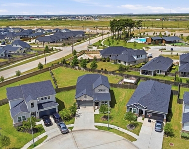 7303 Bristlegrass Colony Court - Photo Thumbnail 26