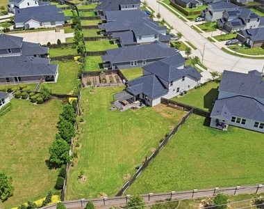 7303 Bristlegrass Colony Court - Photo Thumbnail 27
