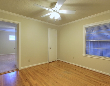 1322 Curtin Street - Photo Thumbnail 21