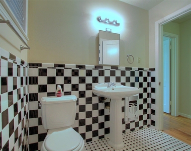 1322 Curtin Street - Photo Thumbnail 28