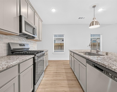 8230 Blue Shell Lane - Photo Thumbnail 9