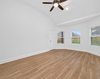 8230 Blue Shell Lane - Photo Thumbnail 22