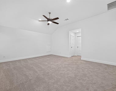 8230 Blue Shell Lane - Photo Thumbnail 28