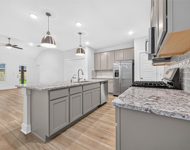 8230 Blue Shell Lane - Photo Thumbnail 5