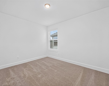 8230 Blue Shell Lane - Photo Thumbnail 30