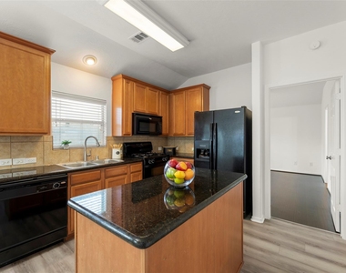 25118 Hazel Ranch - Photo Thumbnail 7