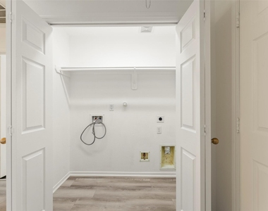 25118 Hazel Ranch - Photo Thumbnail 19