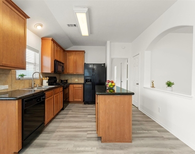 25118 Hazel Ranch - Photo Thumbnail 5