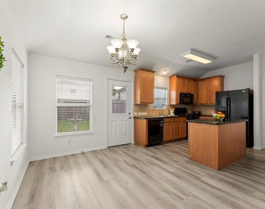 25118 Hazel Ranch - Photo Thumbnail 4