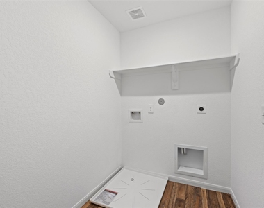 5730 Finely Run Street - Photo Thumbnail 31