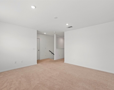 5730 Finely Run Street - Photo Thumbnail 21