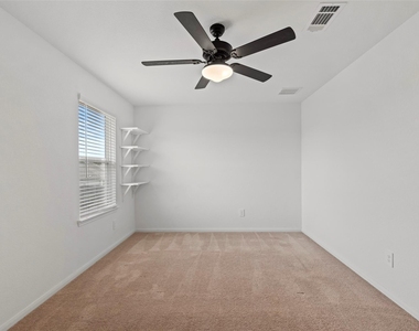 5730 Finely Run Street - Photo Thumbnail 28